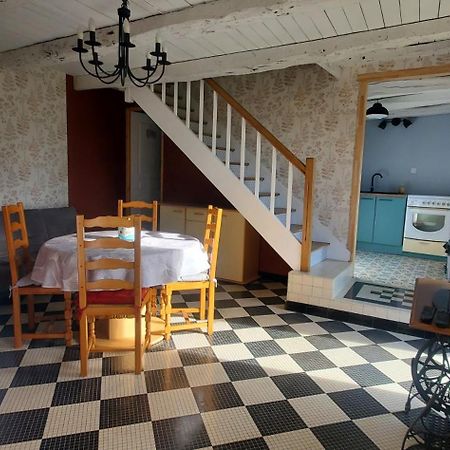 Location Petite Maison Ambazac Kültér fotó